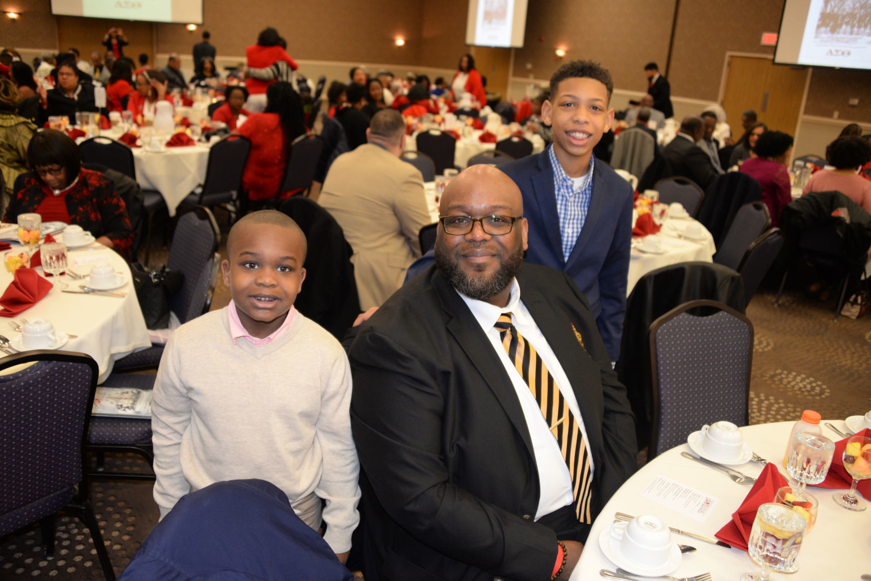 Michael Johnson, Jr., Michael Johnson, Maxwell Irving
